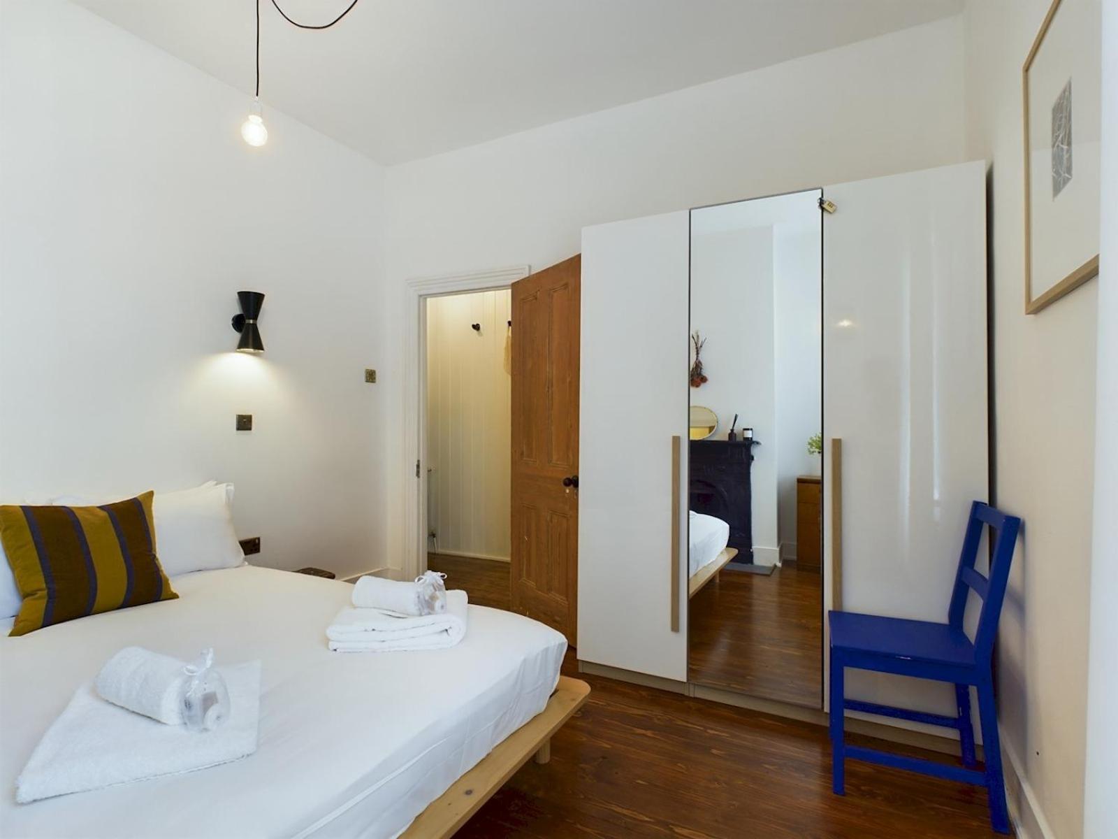 Stylish 1bedroom Retreat In Vibrant Leyton Pass The Keys